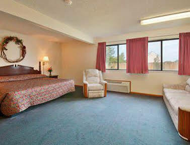 Hotel Super 8 Winterset Exterior foto